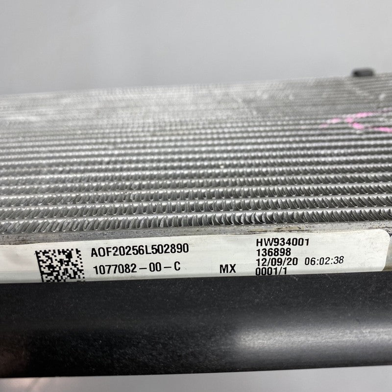 1077082-00-C TESLA MODEL 3 COOLING RADIATOR 1077082-00-C 2017 2018 2019 2020 OEM