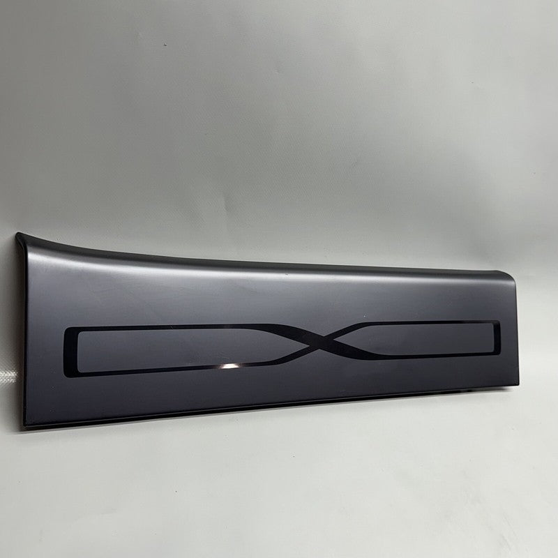 1032435-00-G TESLA MODEL X DOOR WELCOME PLATE TRIM RIGHT 2016 2017 2018 2019 2020 1053195-00F
