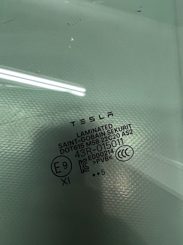 43R-015011 TESLA MODEL Y DOOR DOUBLE GLASS LEFT FRONT 2020 2021 2022 2023 2024 OEM