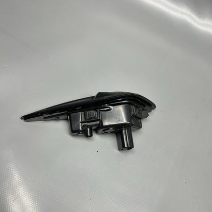 1125107-77-E TESLA MODEL 3 FENDER CAMERA MARKER RIGHT 2018 2019 2020 2021 1125107-77-E