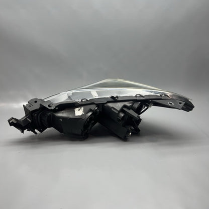 3 MAZDA 3 HEADLIGHT RIGHT PASSENGER 2017 2018 HALOGEN OEM