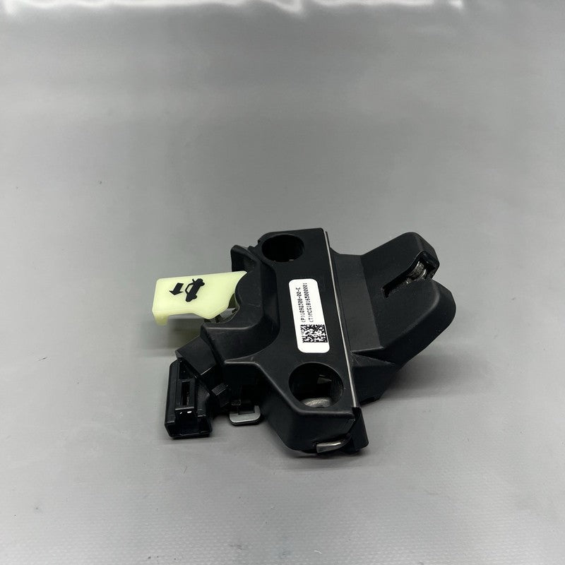 1092308-00-E TESLA MODEL 3 TRUNK LOCK LATCH 2017 2018 2019 2020 2021 2022 OEM 1092308-00-E