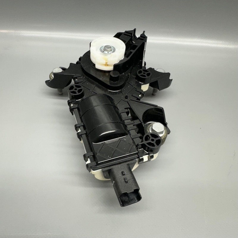 1034485-S0-C TESLA MODEL X LIFTGATE CINCHING ACTUATOR 2016 2017 2018 2019 2020 1034485-S0-C