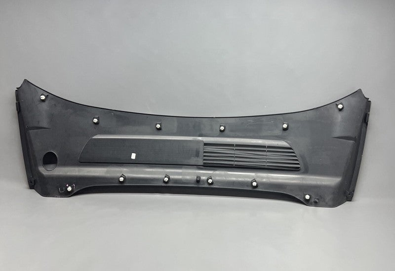 1492605-00-B TESLA MODEL Y APRON REAR COVER 2020 2021 2022 2023 OEM 1492605-00-B