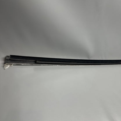 1098686-00-D TESLA MODEL X DOOR WINDOW MOLDING RIGHT REAR 2016 17 18 19 2020 OEM 1098686-00-D