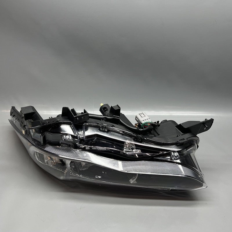 84001FL01A SUBARU EMPREZA HEADLIGHT LEFT DRIVER 2017 2018 2019 HALOGEN OEM 84001FL01A