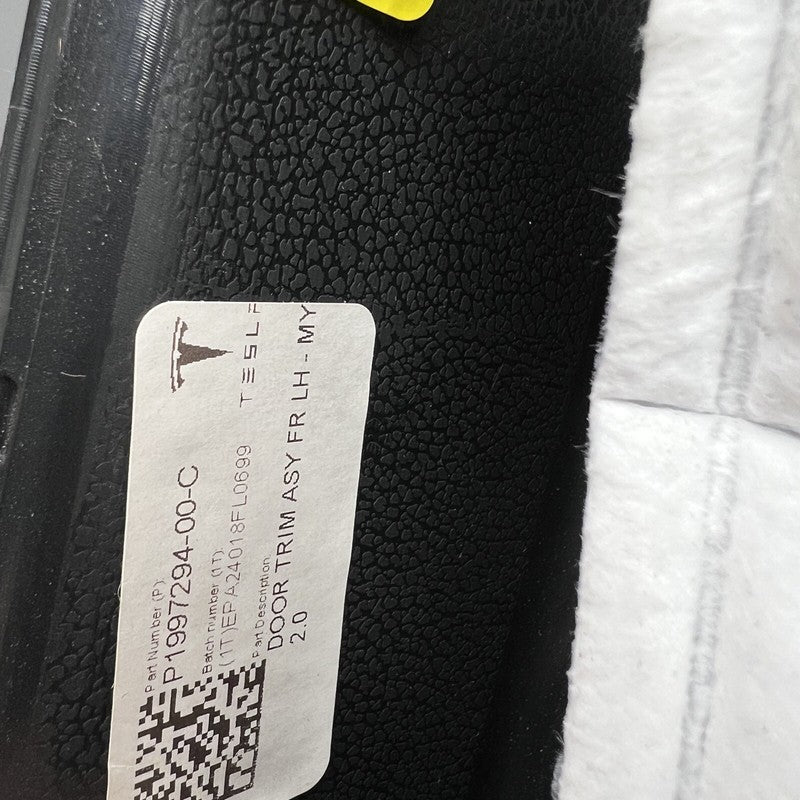 1997294-00-C TESLA MODEL Y DOOR PANEL LEFT FRONT 2020 2021 2022 2023 OEM 1997294-00-C