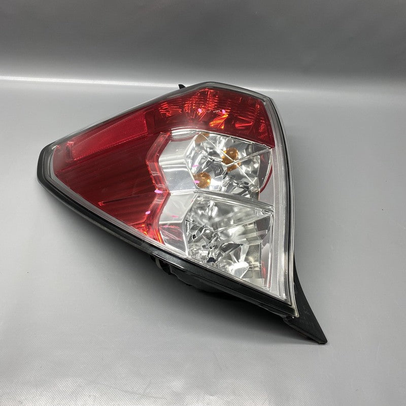 SUBARU FORESTER TAIL LIGHT LEFT DRIVER 2009 2010 2011 2012 2013 OEM