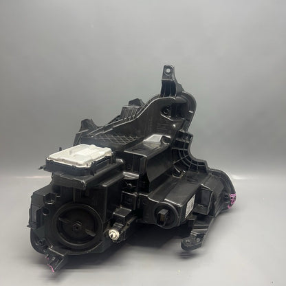 84815559 GMC TERRAIN HEADLIGHT RIGHT PASSENGER 2018 2019 2020 2021 XENON 84815559