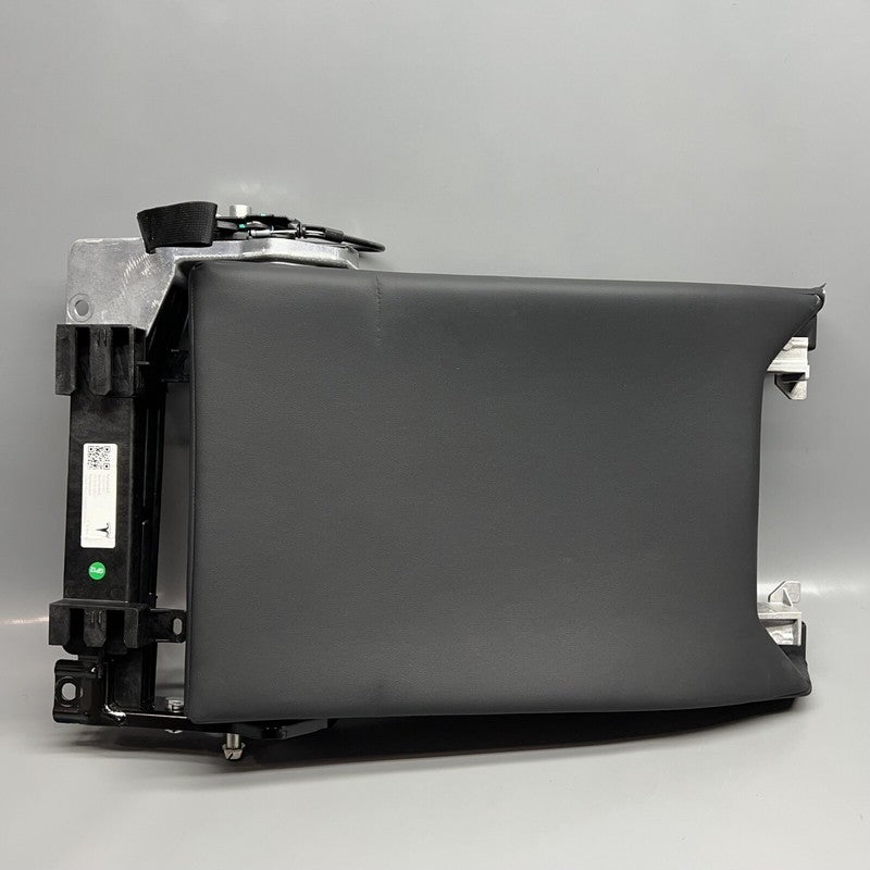 1819974-01-C TESLA CYBERTRUCK EVEREST REAR ARM REST 2024 2025 OEM 1819974-01-C