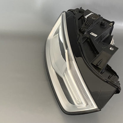 8U0941006E AUDI Q3 HEADLIGHT RIGHT PASSENGER 8U0941006E XENON LED 2016 2017 OEM 