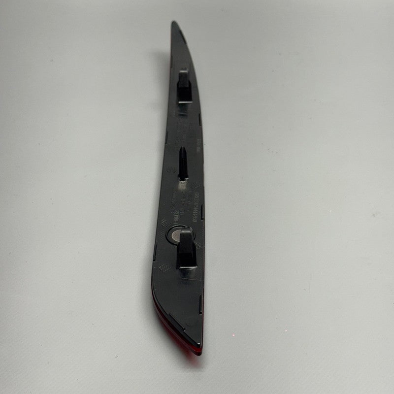 TESLA MODEL 3 REAR BUMPER REFLECTOR RIGHT PASSENGER 2017-2020 2021 OEM