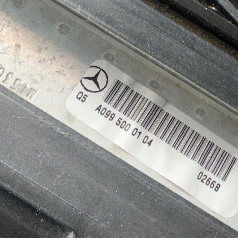 A0995001303 MERCEDES BENZ  GLS450 COOLING RADIATOR 2012-2014 2015 2016 2017 2018 2019 OEM
