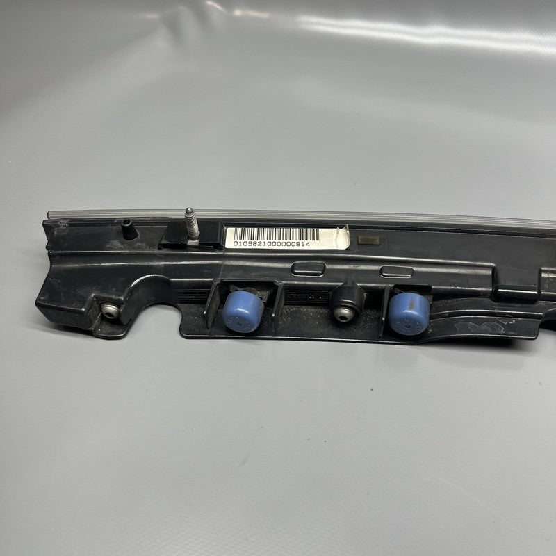 99163198900 PORSCHE 911 GT3 CENTER TAIL LIGHT TRUNK 2014 2015 2016 OEM 99163198900