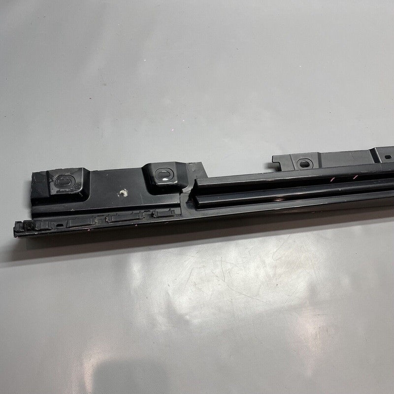 51777184773 BMW 528 ROCKER MOLDING LEFT DRIVER 2011 2012 2013 5177 7184773 F10 535 OEM