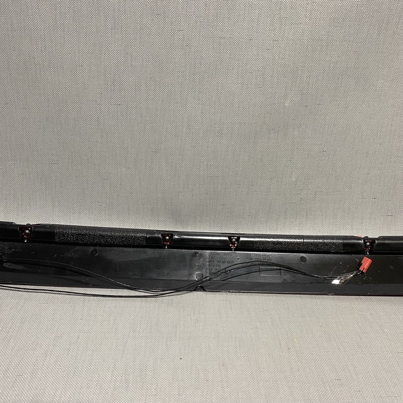 6005917-00F TESLA MODEL S REAR 3RD BRAKE LIGHT LED 6005917-00F 2016 2017 2018 2019 2020 OEM