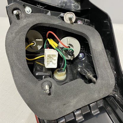 924014C000 KIA OPTIMA TAIL LIGHT LEFT DRIVER 924014C000 2011 2012 2013 OEM SEDAN