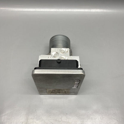 6889210-01 BMW 530 ABS PUMP MODULE 2017 2018 2019 G30 6889210-01