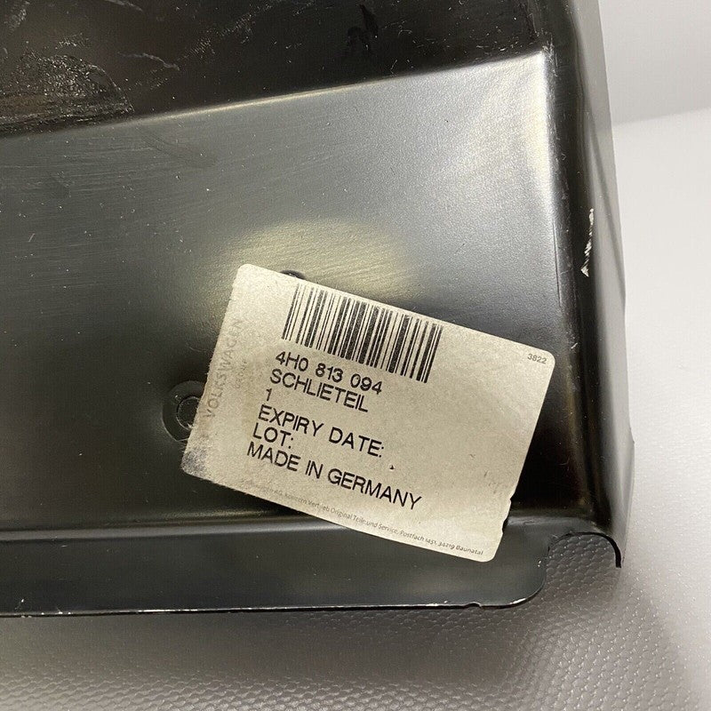 4H0813094 /. 4H0802856B AUDI A8 END PLATE RIGHT REAR 2011 2012 2013 2014 2015 2016 2017 OEM