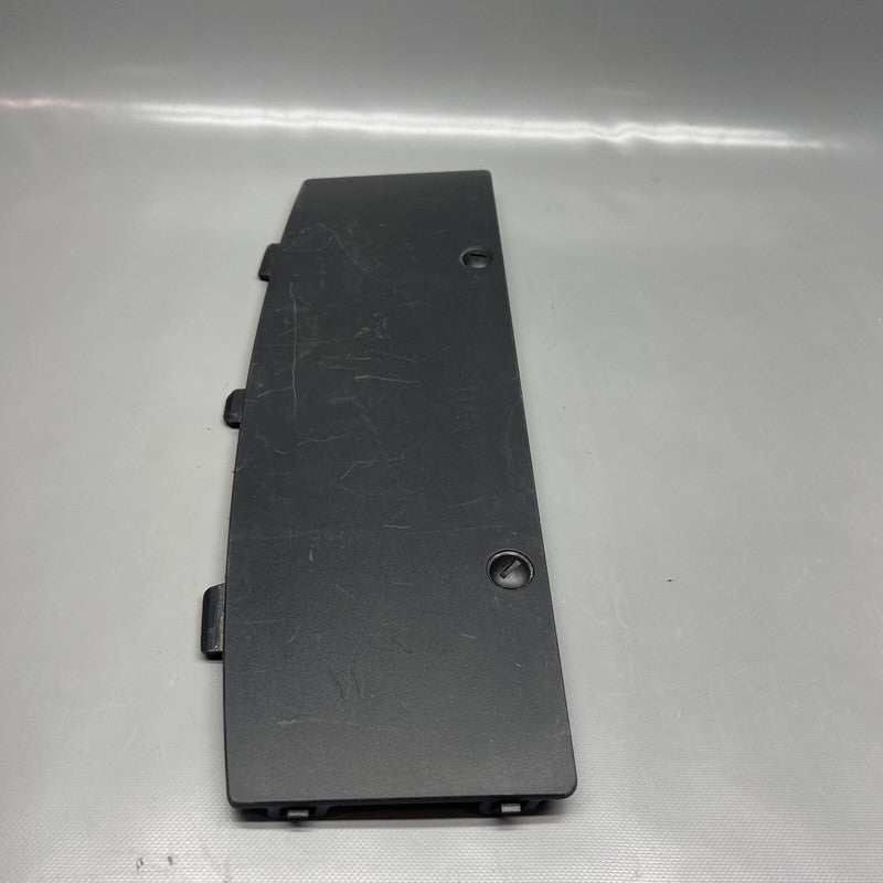 1135412-00-A TESLA MODEL 3 TOW HITCH COVER REAR CAP 2017 2018 2019 2020 2021 OEM 1135412-00-A