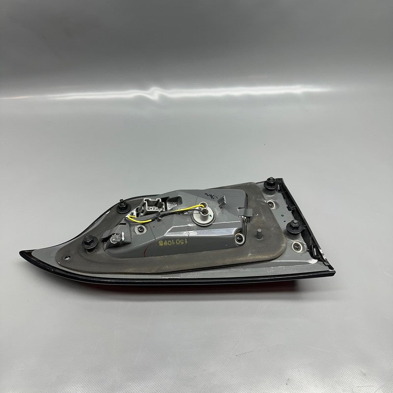 JEEP CHEROKEE TAIL LIGHT INNER RIGHT PASSENGER  2014 2015 2016 2017 20