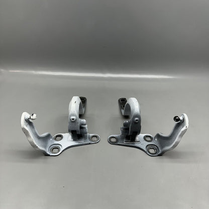 1037844 TESLA MODEL X HINGE DOOR LEFT RIGHT 2016 2017 2018 2019 2020 OEM 1037844