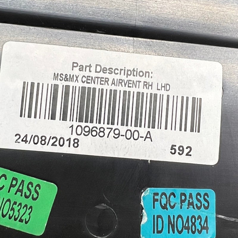 1042774-13-D TESLA MODEL X AIR VENT DASH 2016 2017 2018 2019 2020 OEM 1042774-13-D