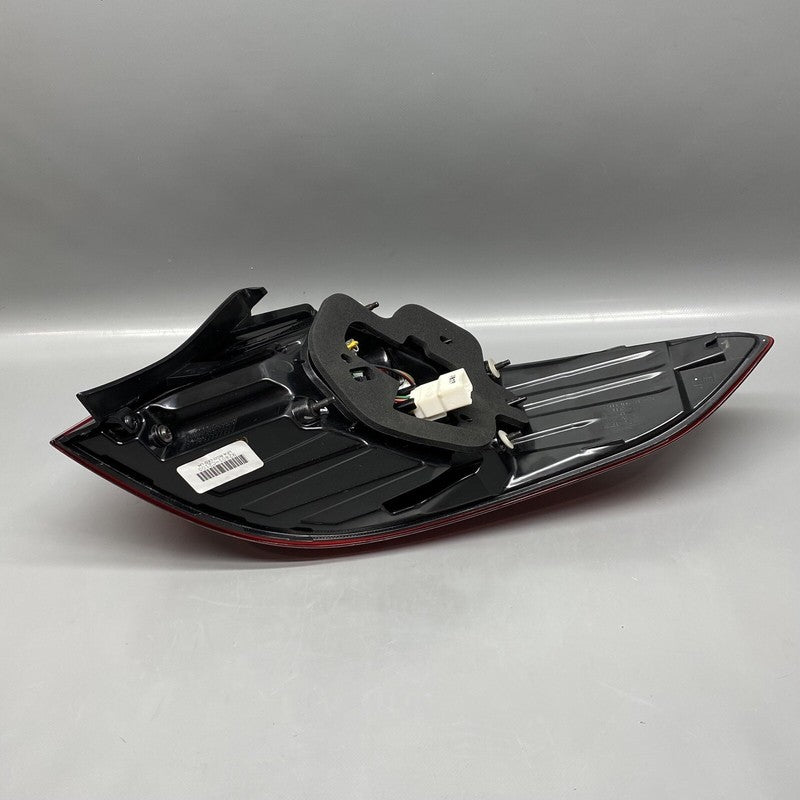 HYUNDAI SONATA TAIL LIGHT LEFT DRIVER 2015 2016 2017 LED OEM 92401-C21