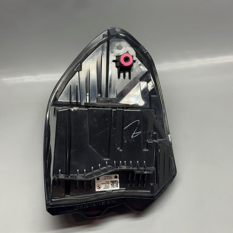 BMW X3 TAIL LIGHT RIGHT PASSENGER LED 2022 2023 2024 OEM 4946305007