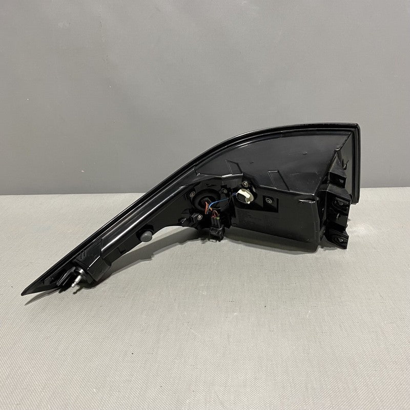 lr061588 RANGE ROVER SPORT TAIL LIGHT RIGHT PASSENGER LED OEM 2014 2015 2016 2017 