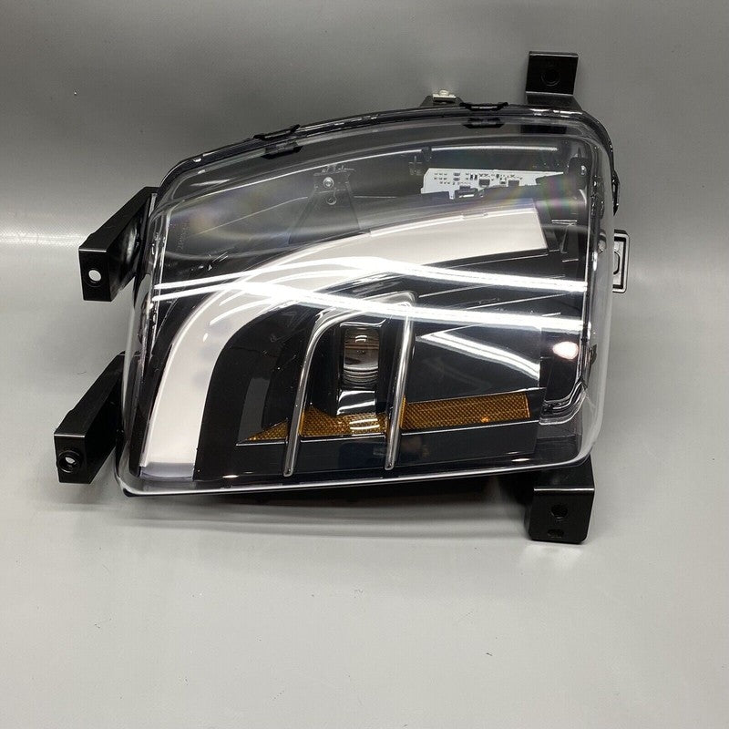 1034327-00-C TESLA MODEL X FOG LIGHT RIGHT PASSENGER 2016 2017 18 2019 2020 OEM 1034327-00-C