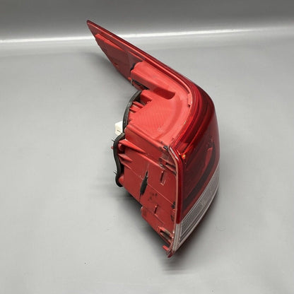 92402-D5000 KIA OPTIMA TAIL LIGHT RIGHT PASSENGER 92402-D5000 2016 2017 2018 2019 2020 OEM 