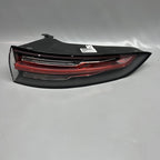 PORSCHE CAYENNE TAIL LIGHT RIGHT PASSENGER 2019 20 21 22 2023 LED OEM 