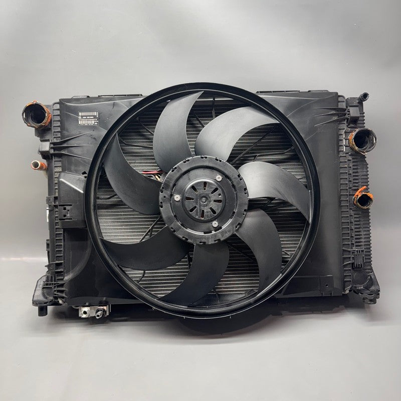 MERCEDES BENZ C250 COOLING RADIATOR FAN 2012 2013 2014 OEM A2049066802