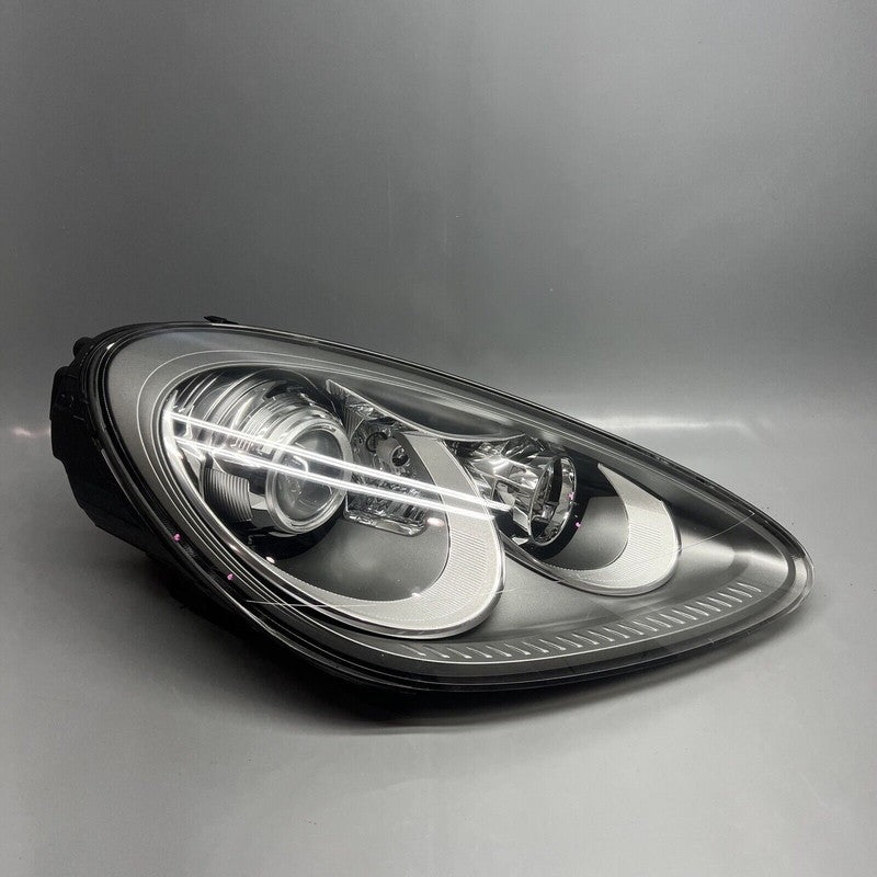 PORSCHE CAYENNE HEADLIGHT RIGHT PASSENGER 2011 2012 2013 XENON OEM 7P5