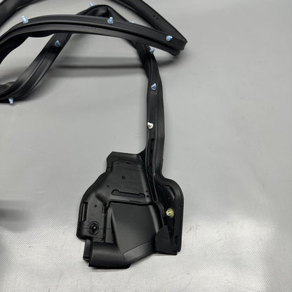 6009594-00-D TESLA MODEL S DOOR SEAL RIGHT FRONT 2012 2013 2014 2015 OEM 6009594-00-D
