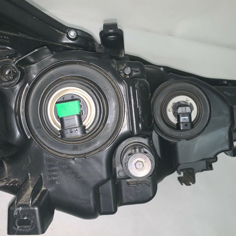 TOYOTA HIGHLANDER HEADLIGHT LEFT DRIVER SIDE 2014 2015 2016 HALOGEN OE
