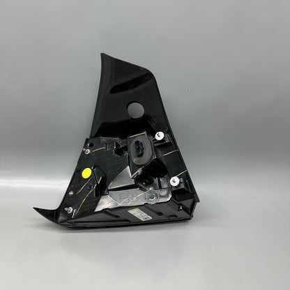 1502087-00-D TESLA MODEL Y TAIL LIGHT RIGHT PASSENGER 2020 21 22 23 2024 LED OEM 1502087-00-D