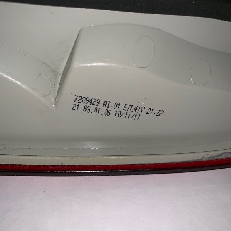 7 289 429 BMW 328 335 TAIL LIGHT LEFT DRIVER LED SEDAN 2009 2010 2011 0EM