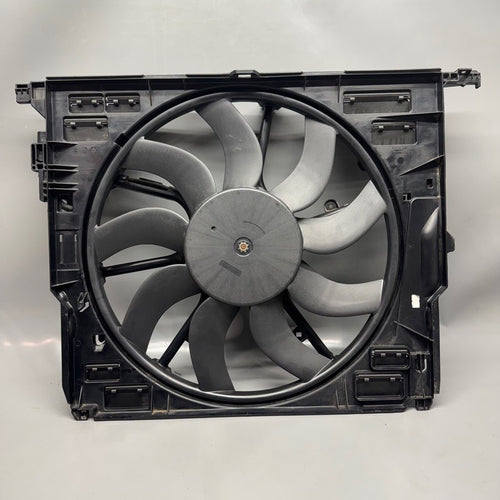 7647652 BMW 535I RADIATOR FAN 640I 740I 2011 2012 2013 2014 2015 2016  OEM 7647652