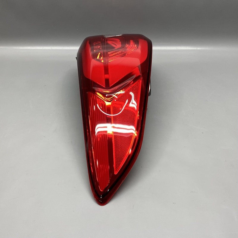 HYUNDAI SONATA TAIL LIGHT LEFT DRIVER 2015 2016 2017 LED OEM 92401-C21