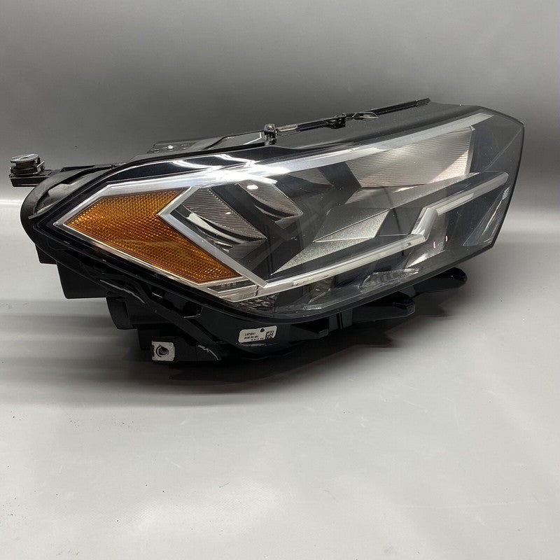 17A941036E VOLKSWAGEN JETTA HEADLIGHT RIGHT PASSENGER 2019 2020 2021 LED OEM 17A941036E