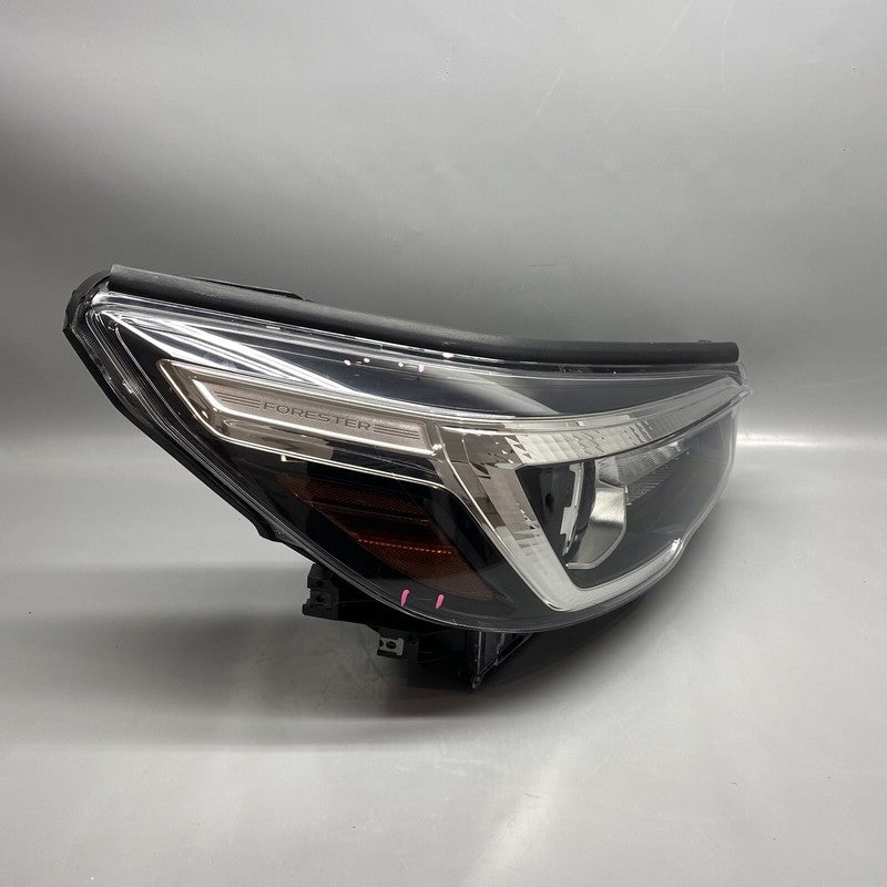 SUBARU FORESTER HEADLIGHT RIGHT PASSENGER 2019 2020 2021 LED OEM