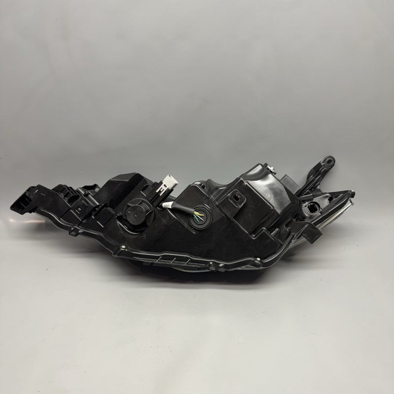 TOYOTA COROLLA HEADLIGHT RIGHT PASSENGER 2017 2018 2019 LED OEM 