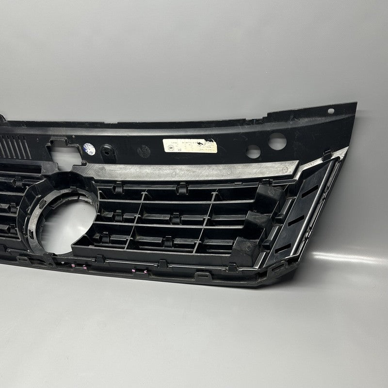 561853653A VOLKSWAGEN PASSAT GRILLE 2016 2017 2018 OEM 561853653A