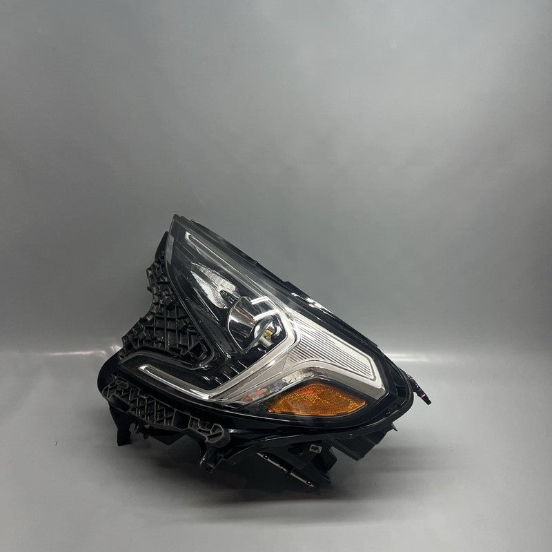 84664073 GMC TERRAIN HEADLIGHT LEFT DRIVER 2018 2019 2020 2021 XENON OEM 84664073