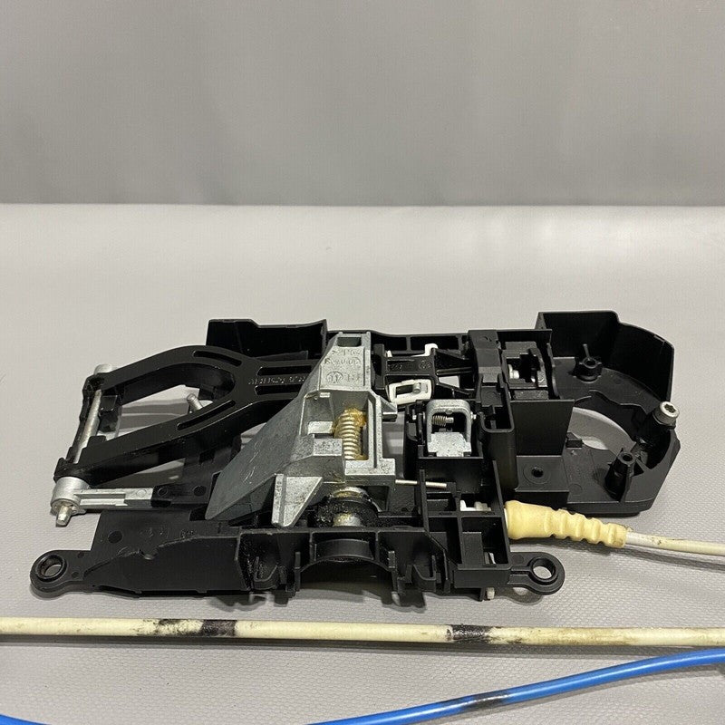 650 BMW 650 GRAN COUPE DOOR HANDLE WITH LOCK LATCH 640 F06 2011 2012 2013 2014 2015