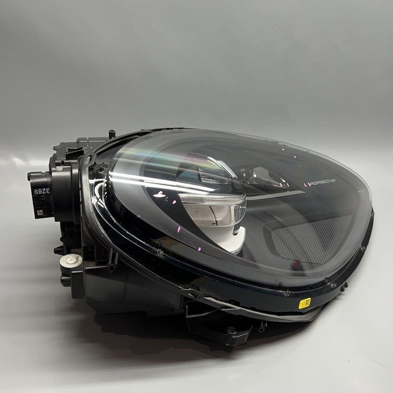 PORSCHE MACAN HEADLIGHT RIGHT PASSENGER 2019 2020 2021 FULL LED OEM 95