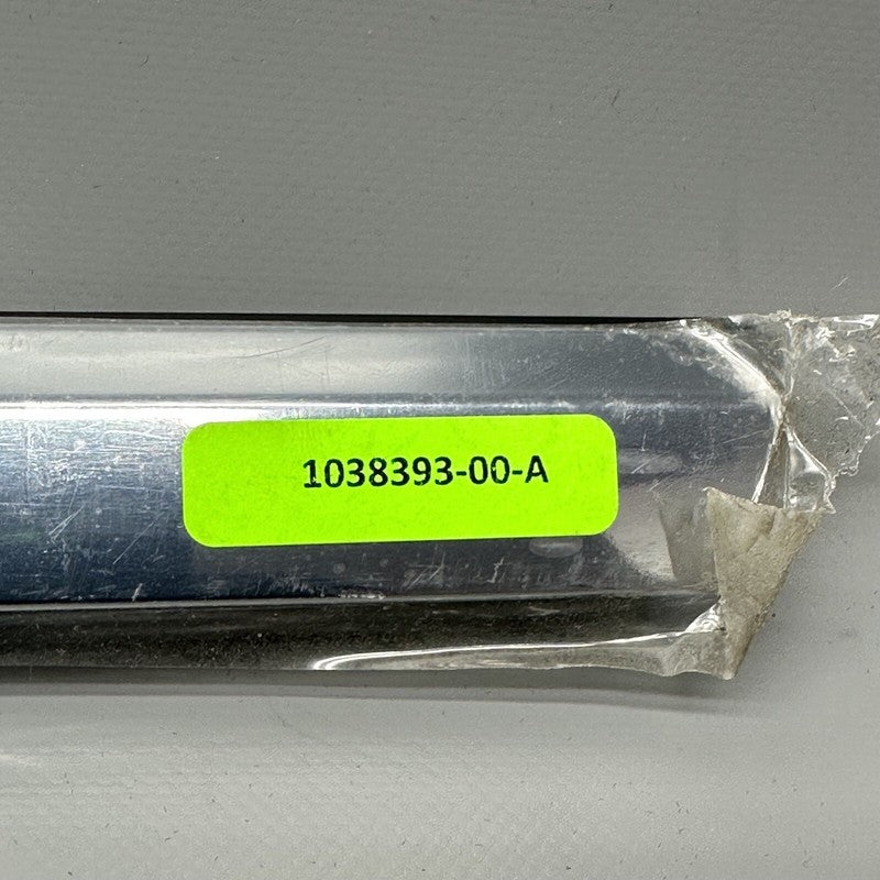 1038393-00-A TESLA MODEL S DOOR WINDOW MOLDING LEFT FRONT 2012-2021 OEM 1038393-00-A