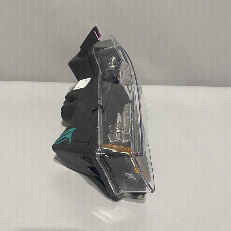1077391-00-E TESLA MODEL 3 FOG LIGHT LEFT DRIVER 1077391-00-E 2017 2018 2019 2020 OEM 
